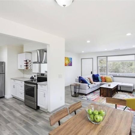 Spacious Home Atlanta Exterior photo